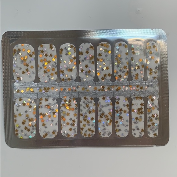 Lily and fox nail polish strips with stars - Picture 1 of 1